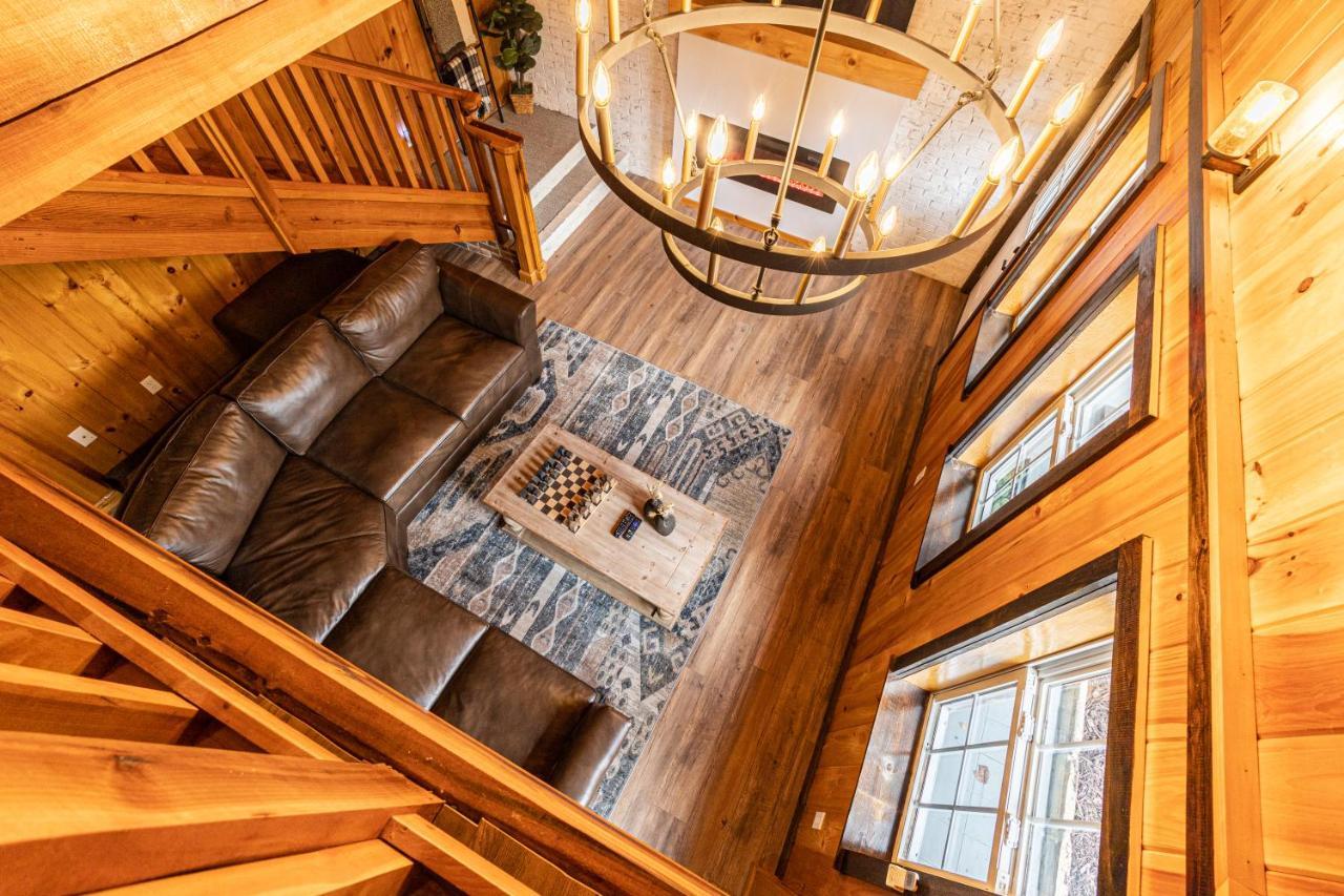 Fun Cabin With Hot Tub, Pool Table & Fire Pit - Big Blue Брайсон-Сіті Екстер'єр фото