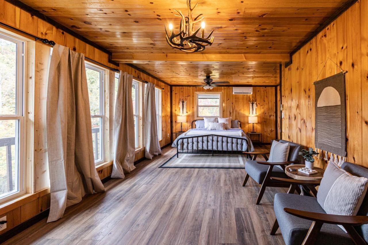 Fun Cabin With Hot Tub, Pool Table & Fire Pit - Big Blue Брайсон-Сіті Екстер'єр фото